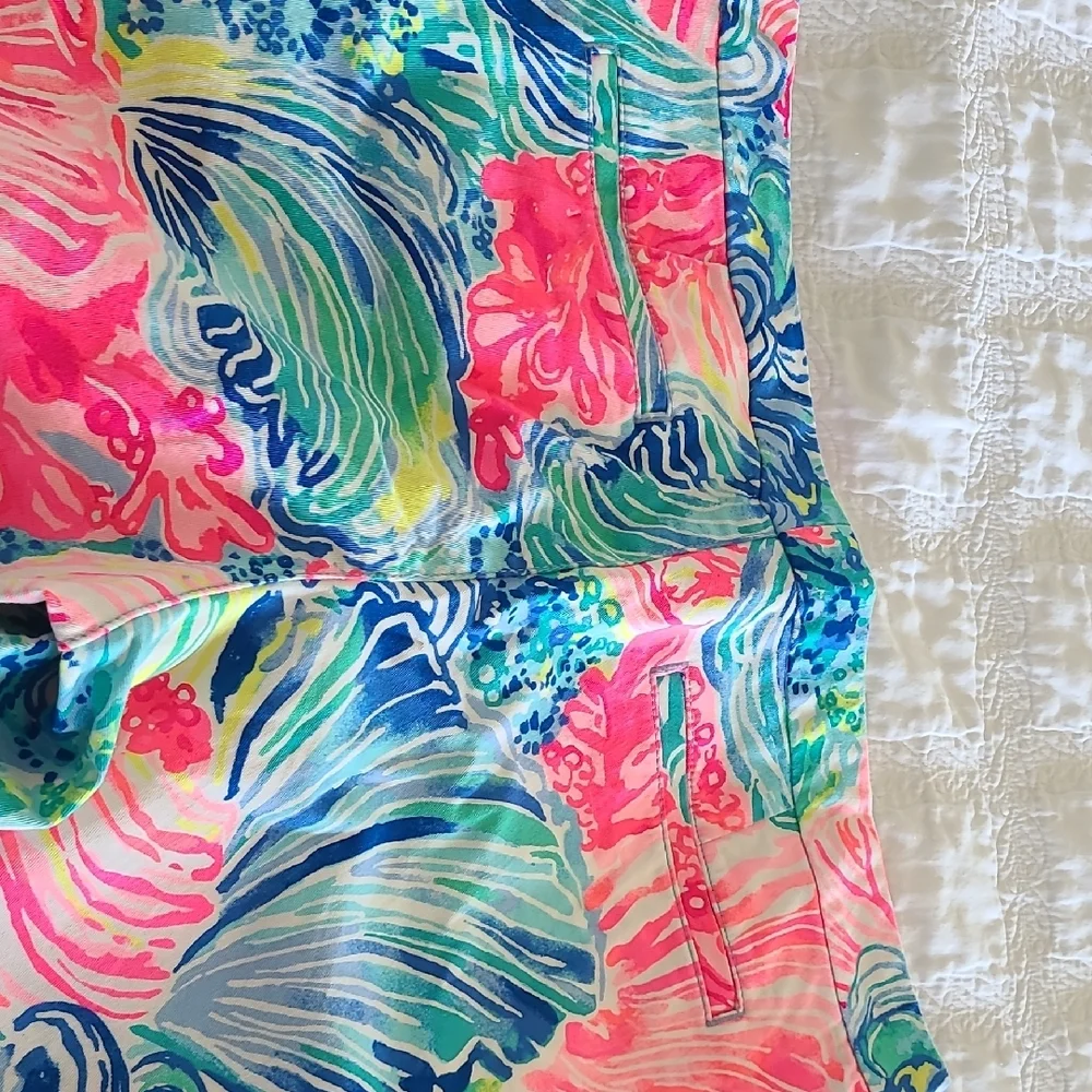 Lilly Pulitzer BUTTERCUP Scalloped Shorts In BEACH PLEASE Size 12 Excellent - Picture 3 of 6